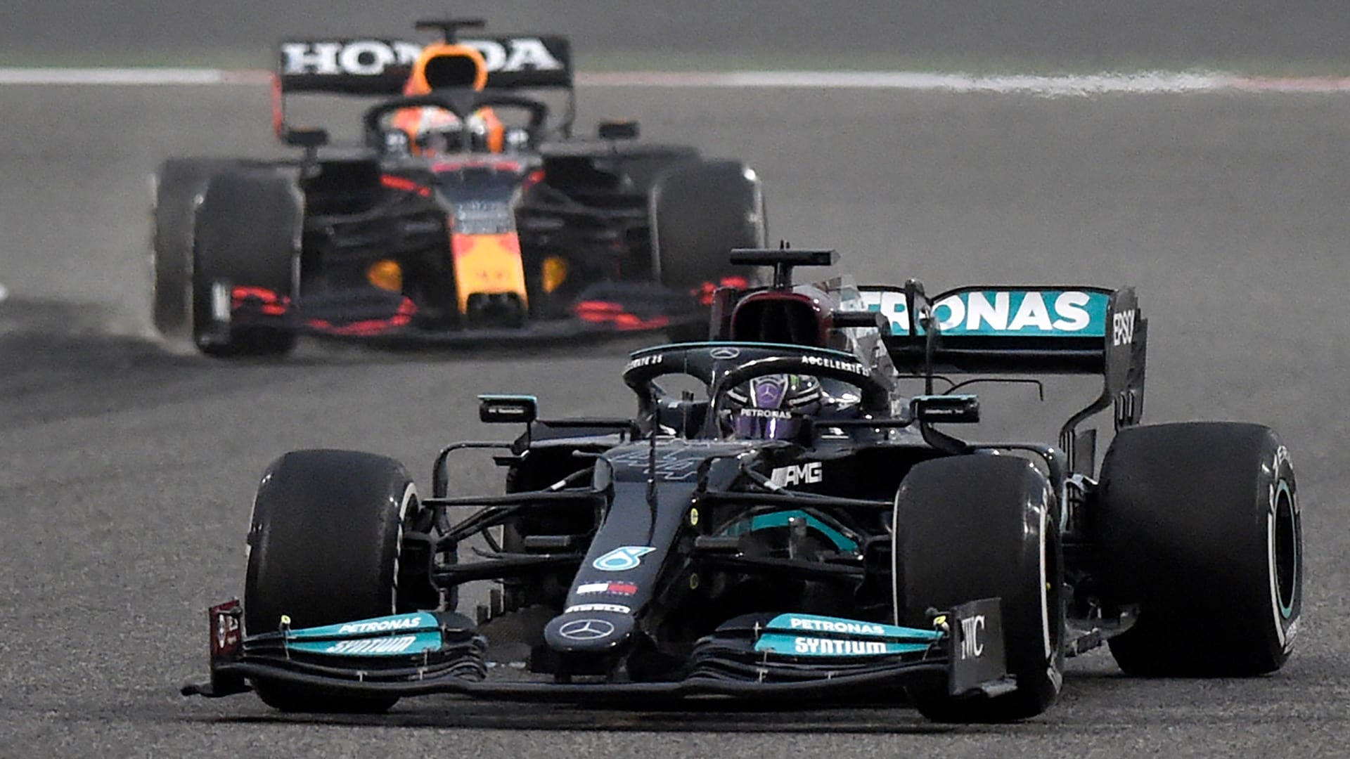Odds And Betting Lines For The 21 Bahrain Gp With Hamilton Not The Favourite For The Season Opener Formula 1