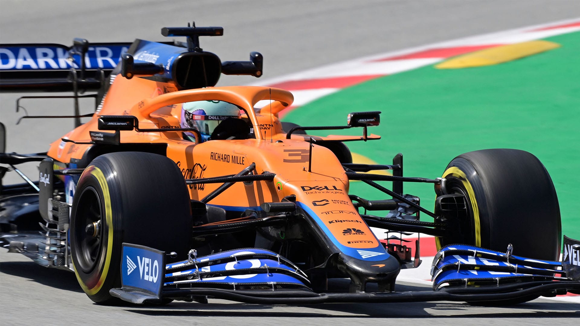 Mclaren Duo Confident Of Finding Pace In Qualifying After Trialling Car Upgrades In Friday Practice Formula 1