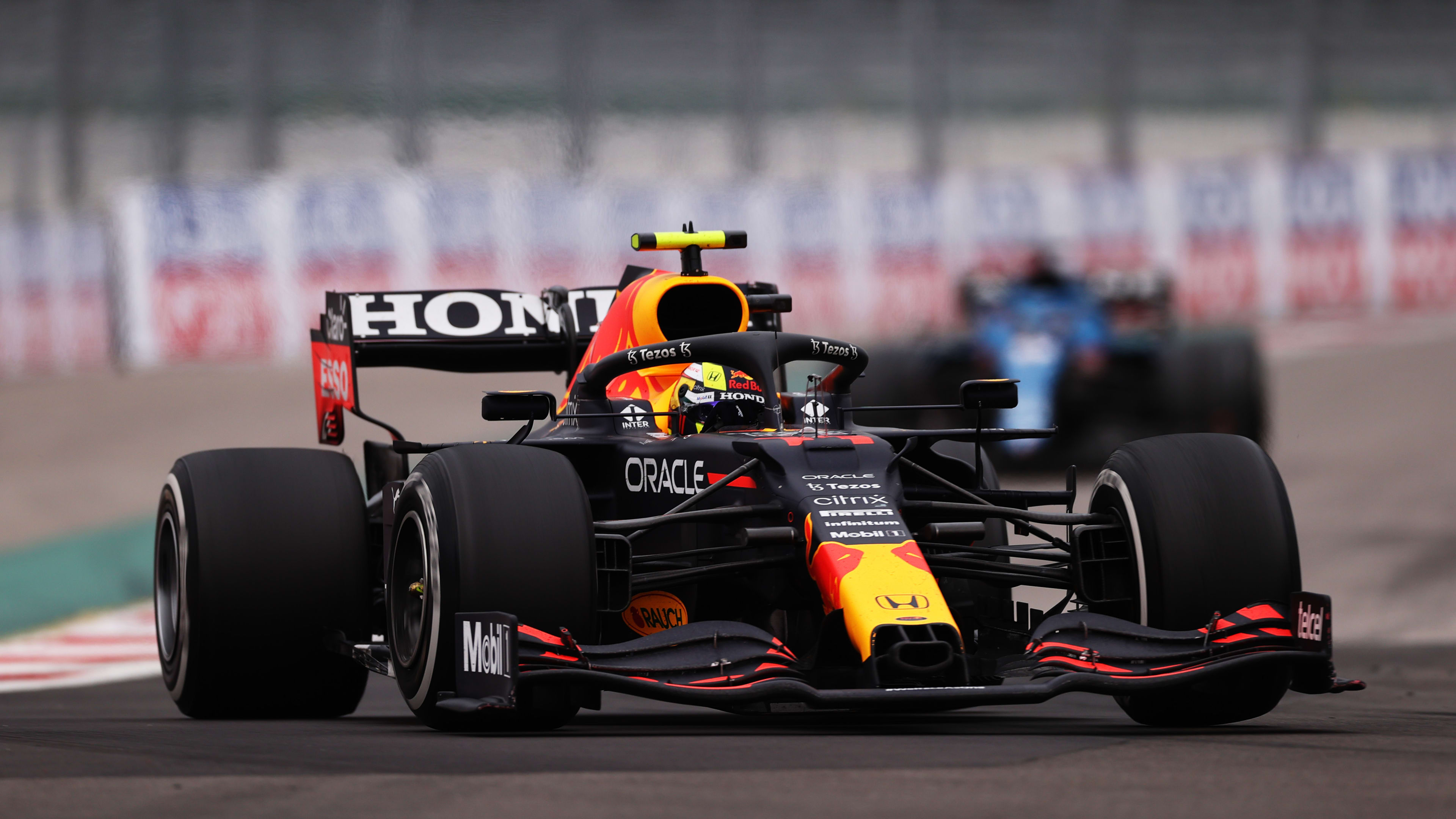 Red Bull&#39;s Sergio Perez says he was &#39;extremely unlucky&#39; after finishing P9  in Russia | Formula 1®