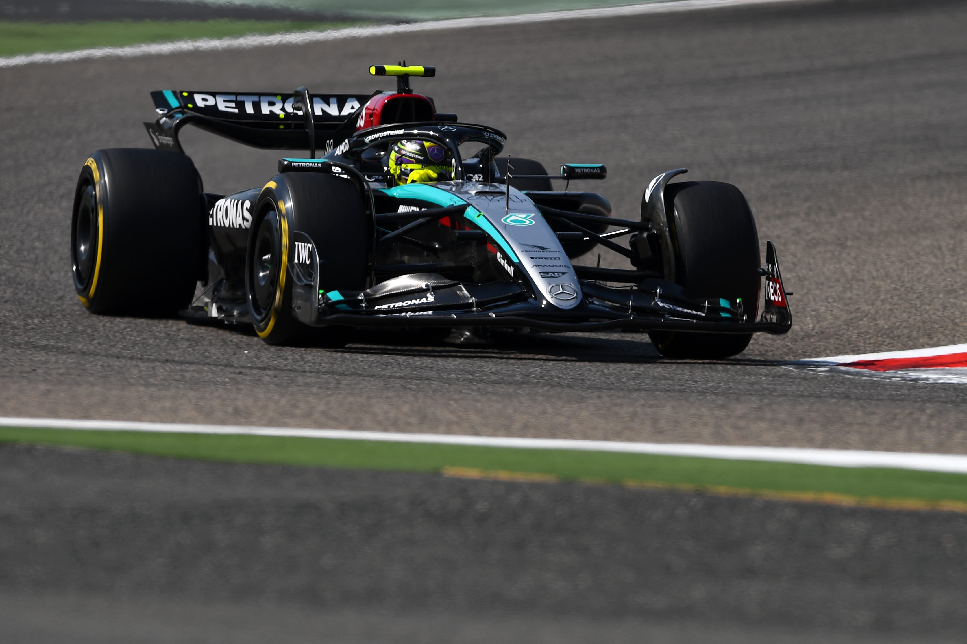 Hamilton: Mercedes F1 team now in building process